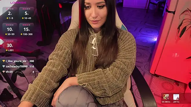 Sserendipityy stripchat live cam model