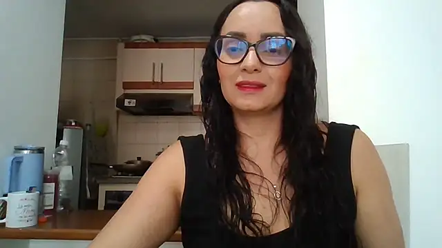 sarita_star stripchat live cam model