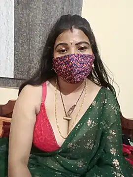 Madhusri_Tamil_Telugu stripchat live cam model