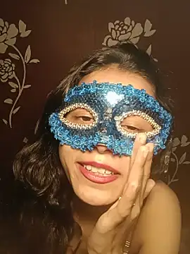 Sommiya_love stripchat live cam model