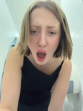 Sophie_Avory stripchat live cam model