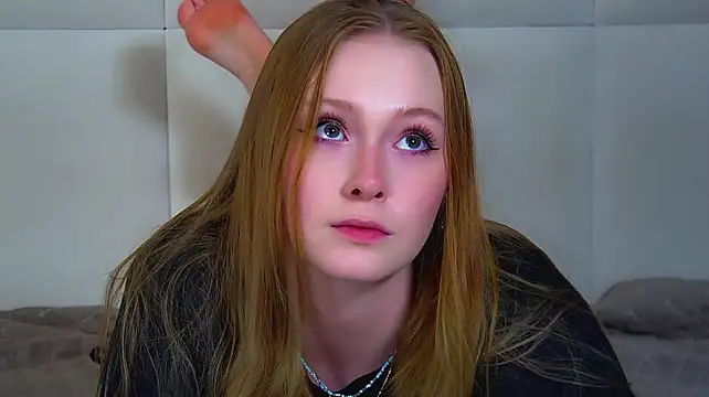 AgataFoxley stripchat live cam model