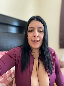 Vicky_Sixx stripchat live cam model