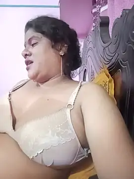 Maya_Vabi stripchat live cam model