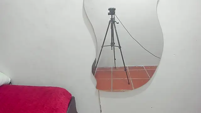 DakotaRosz stripchat live cam model