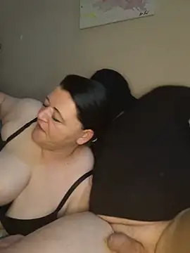 BlacReign stripchat live cam model