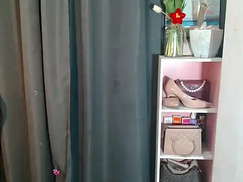 buttycamillex stripchat live cam model