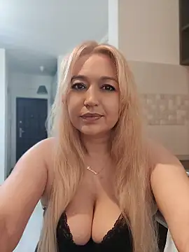 velurelexa stripchat live cam model