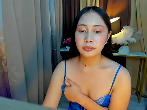 aliah_finly stripchat live cam model