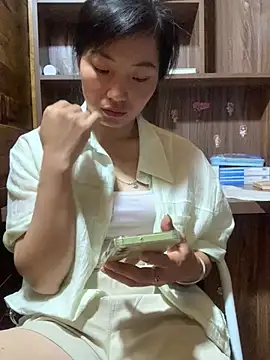 bana007 stripchat live cam model