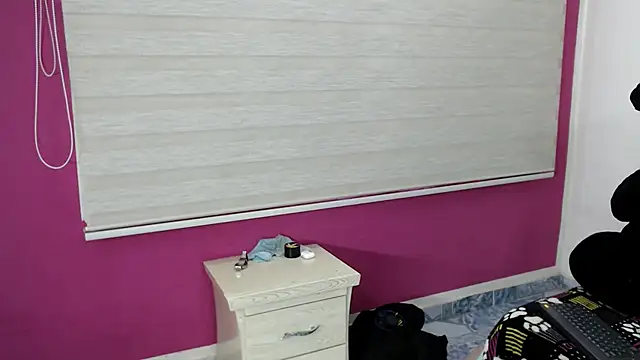 luna_and_logan_hot stripchat live cam model