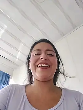 LUNAGREEN_1 stripchat live cam model