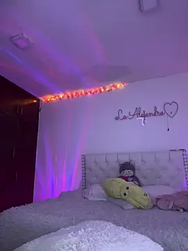 alee_lenoxx stripchat live cam model