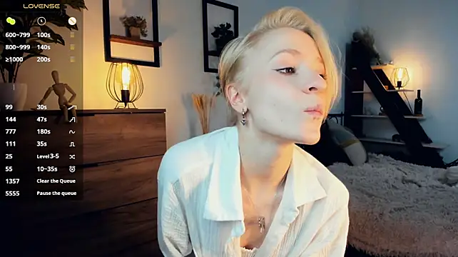 JanettePerro stripchat live cam model
