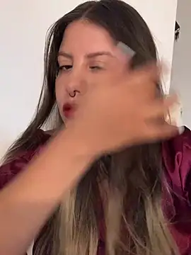 Srta-Weaver stripchat live cam model
