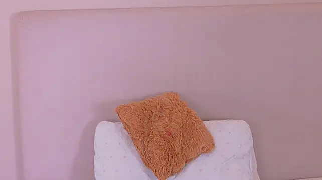 LanaRozz stripchat live cam model