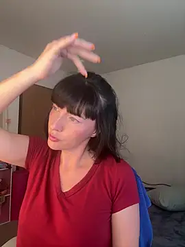 MaciiMayy stripchat live cam model