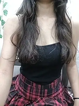 sexy_nadhu stripchat live cam model