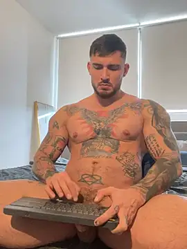 DimitriSullivan_ stripchat live cam model