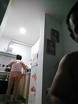 morenitoymorena stripchat live cam model