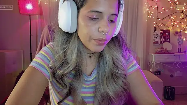 AllisonCatUwU stripchat live cam model