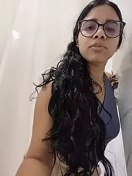alanahot94 stripchat live cam model
