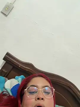Auravega_ stripchat live cam model