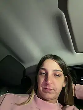 DoriDelux66 stripchat live cam model