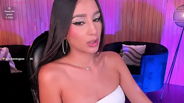 BellaCarteer_ stripchat live cam model