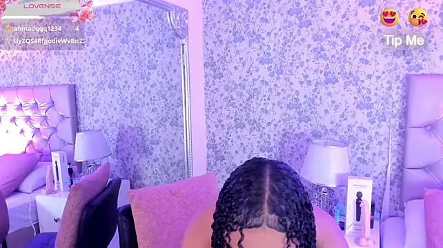 SkylerBloomm stripchat live cam model