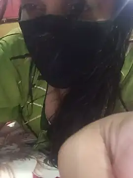 01Mona stripchat live cam model