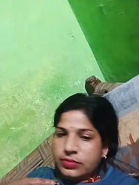Joohi_Chawla143 stripchat live cam model