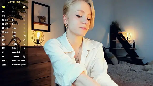 JanettePerro stripchat live cam model