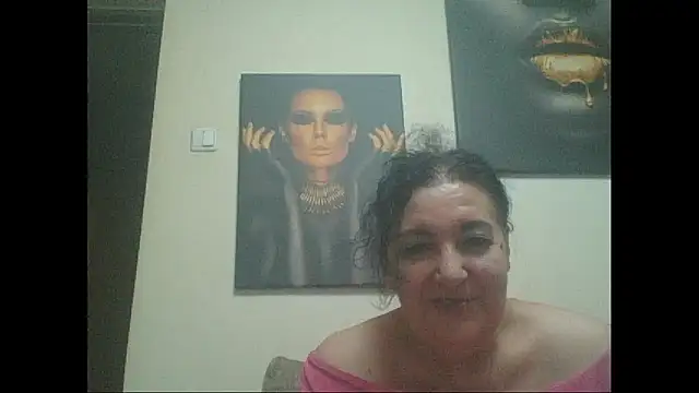 maturekorine stripchat live cam model
