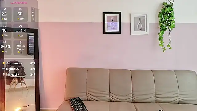 Zara_Fire stripchat live cam model