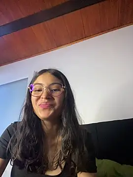 hotwife26 stripchat live cam model