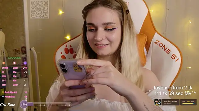 lucysussy stripchat live cam model