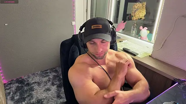 michaelbradleu stripchat live cam model