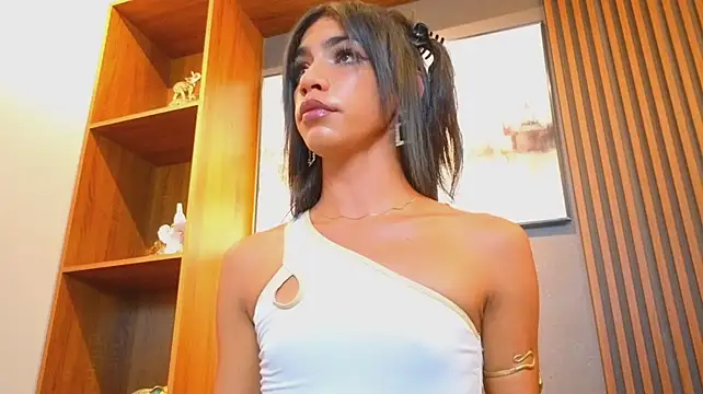 Alahia_Rodriguez stripchat live cam model