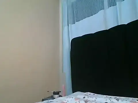 Tinytease_doll stripchat live cam model