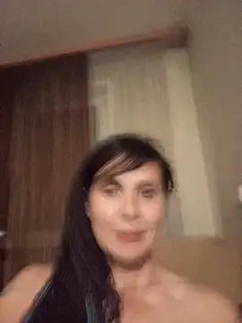 Francenia_lolis stripchat live cam model