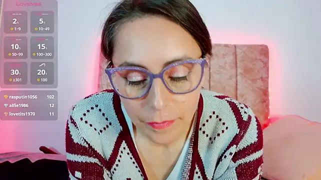 Ava_Raye stripchat live cam model