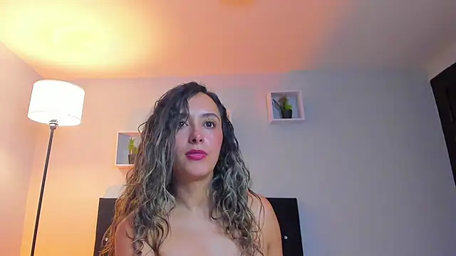 Victoria_Rose_ stripchat live cam model