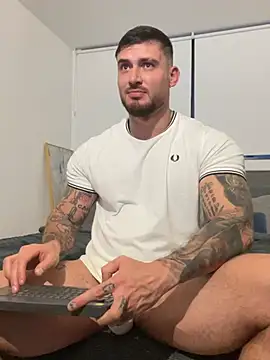 DimitriSullivan_ stripchat live cam model