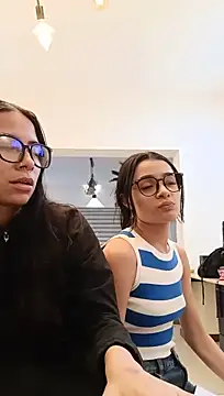 Ivyy_sweet_ stripchat live cam model
