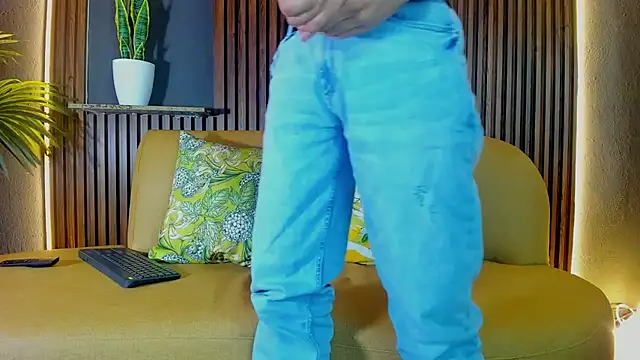 SharonTygaX stripchat live cam model