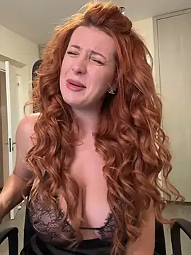 RoxxyDallas stripchat live cam model