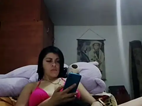 tefutbin3 stripchat live cam model