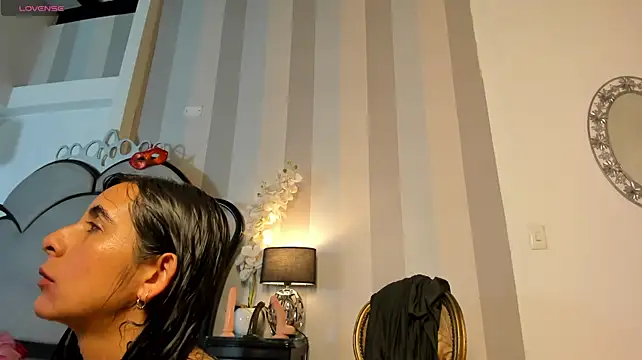 MiaAmore_ stripchat live cam model