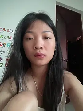 Ba0nhi2 stripchat live cam model